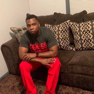 Meet your Posher, Johnathan